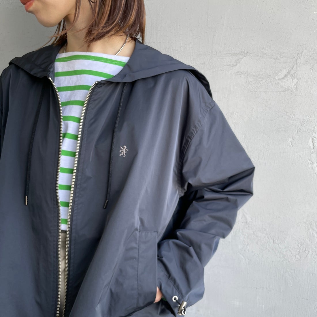 Gymphlex [ジムフレックス] ショートジップジャケット [GY-A0682HCM] BLACK &&モデル身長：160cm 着用サイズ：14&&