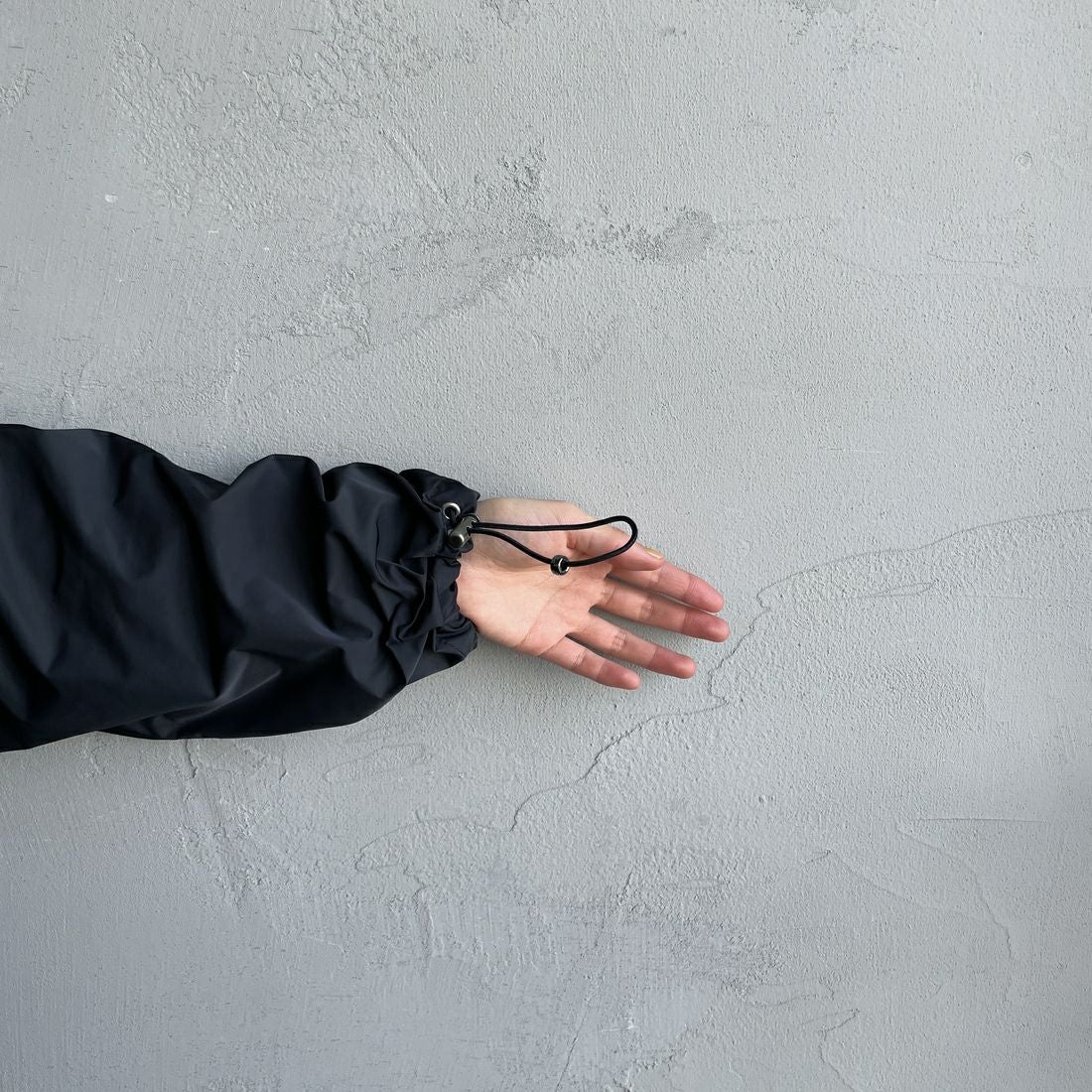 Gymphlex [ジムフレックス] ショートジップジャケット [GY-A0682HCM] BLACK &&モデル身長：160cm 着用サイズ：14&&