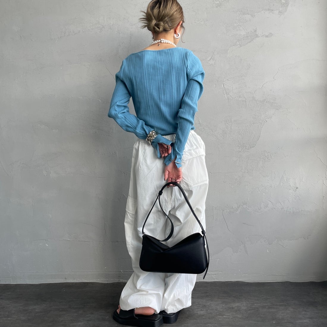 Noir Fabrik [ヌワールファブリック] ボートネック ロングスリーブTシャツ [JFS-C091] BLUE &&モデル身長：150cm 着用サイズ：0&&