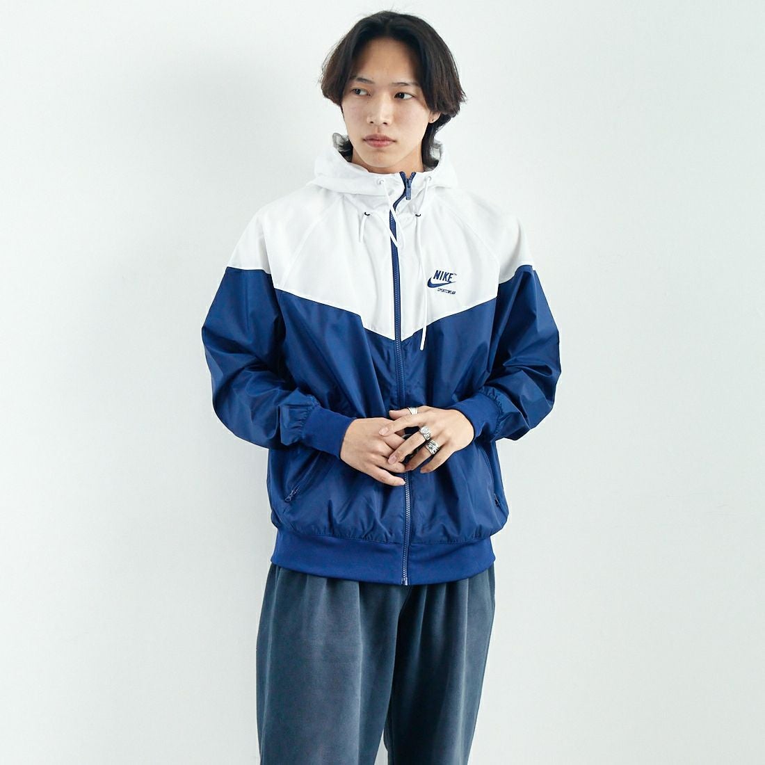 100 WHITE&&モデル身長：179cm 着用サイズ：L&&