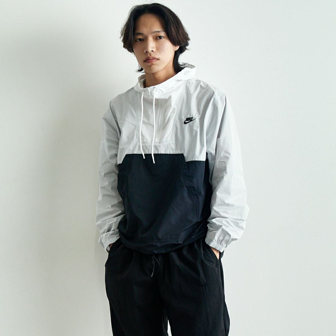 NIKE [ナイキ] マリーナ アノラック ジャケット [HJ1958] 025 PTNDST &&モデル身長：179cm 着用サイズ：M&&