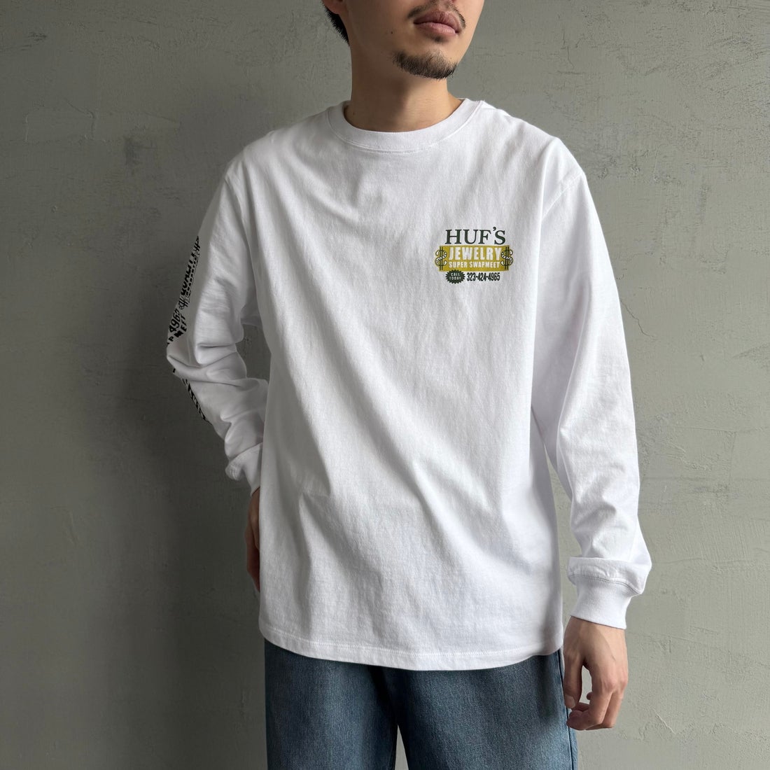 HUF [ハフ] 長袖Tシャツ [TS02392] WHITE &&モデル身長：168cm 着用サイズ：M&&
