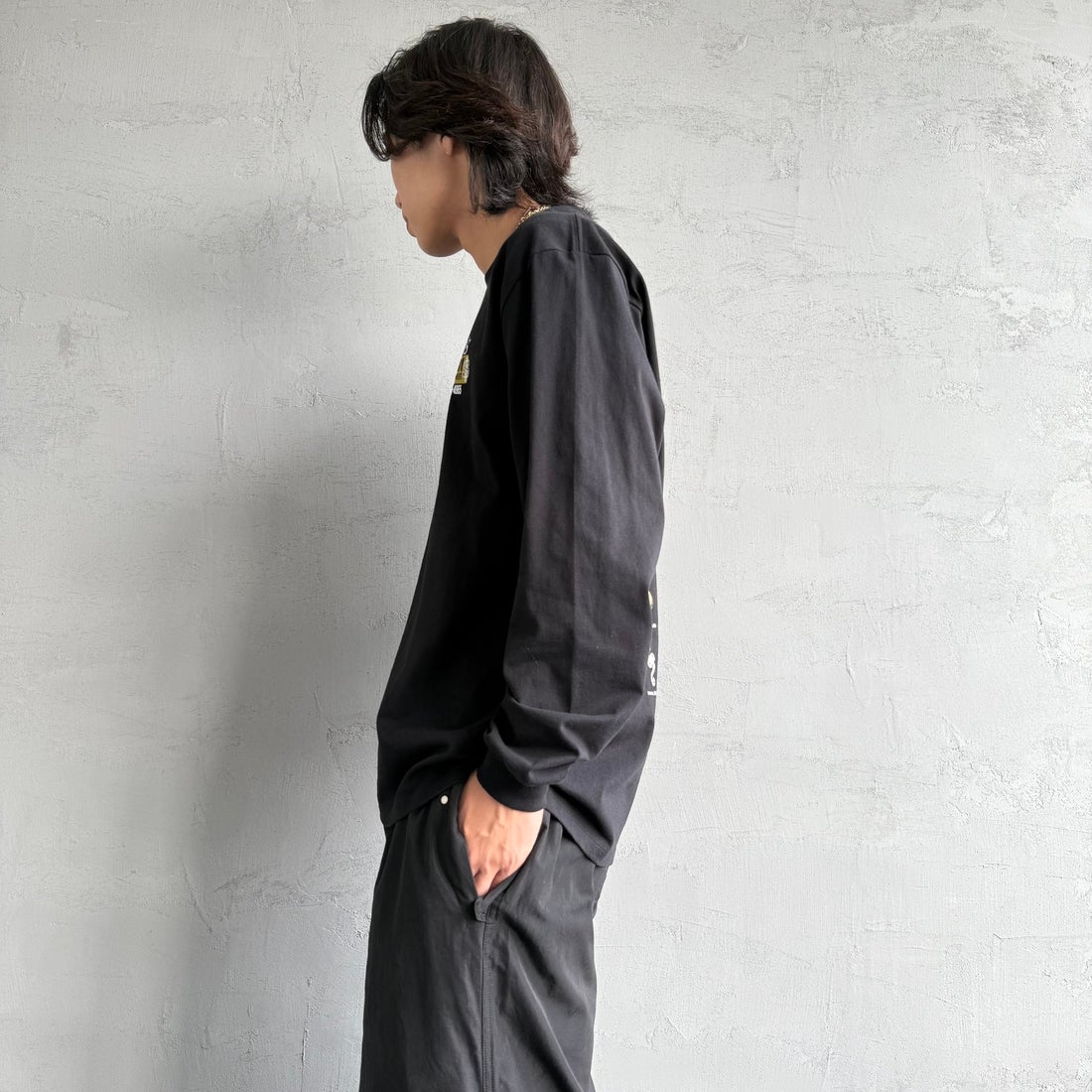 HUF [ハフ] 長袖Tシャツ [TS02392] BLACK &&モデル身長：179cm 着用サイズ：L&&