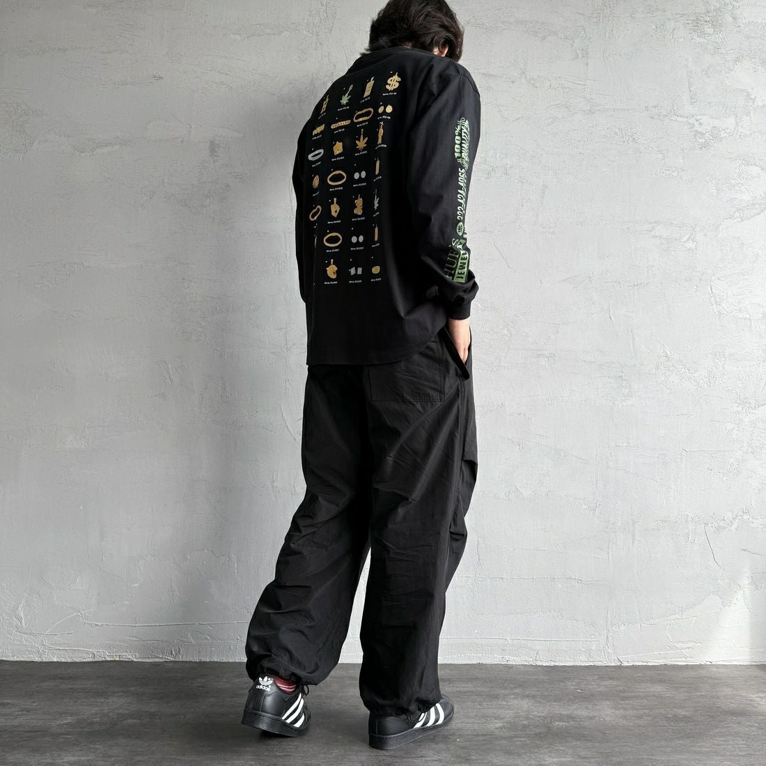 HUF [ハフ] 長袖Tシャツ [TS02392] BLACK &&モデル身長：179cm 着用サイズ：L&&