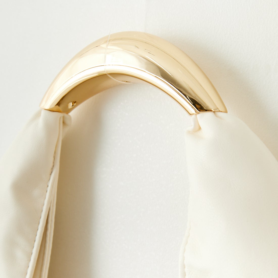 LE VERNIS [ル・ベルニ] SCULPTUREバッグ M [234-210514] WHITE