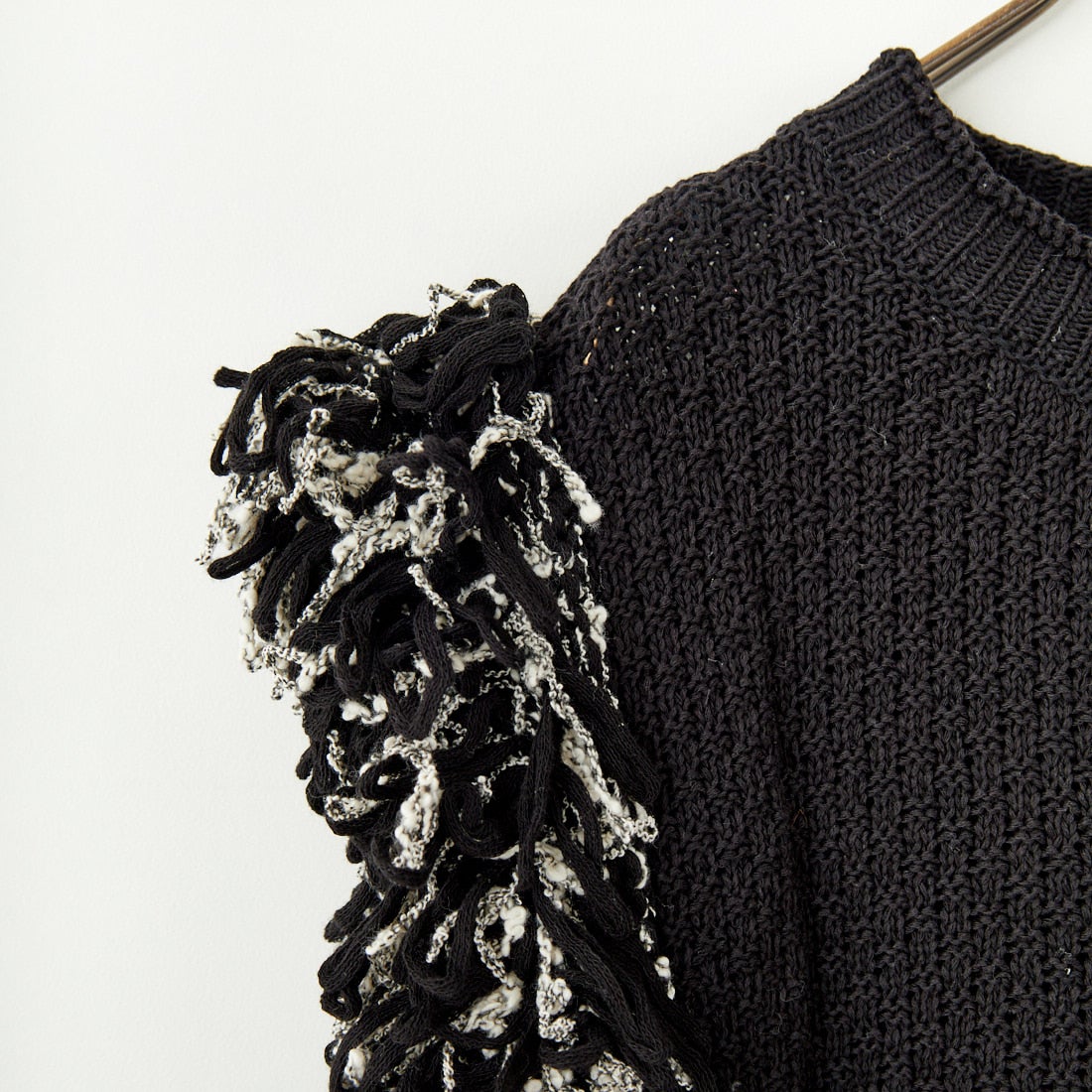 CHIGNON [シニヨン] フリンジパネルベスト [9151-051DP] BLACK