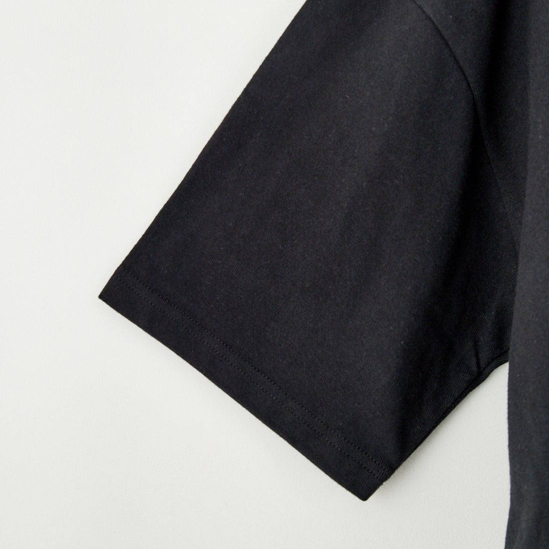 RVCA [ルーカ] ILL HEXロゴショートスリーブTシャツ [BF041-252] BLK