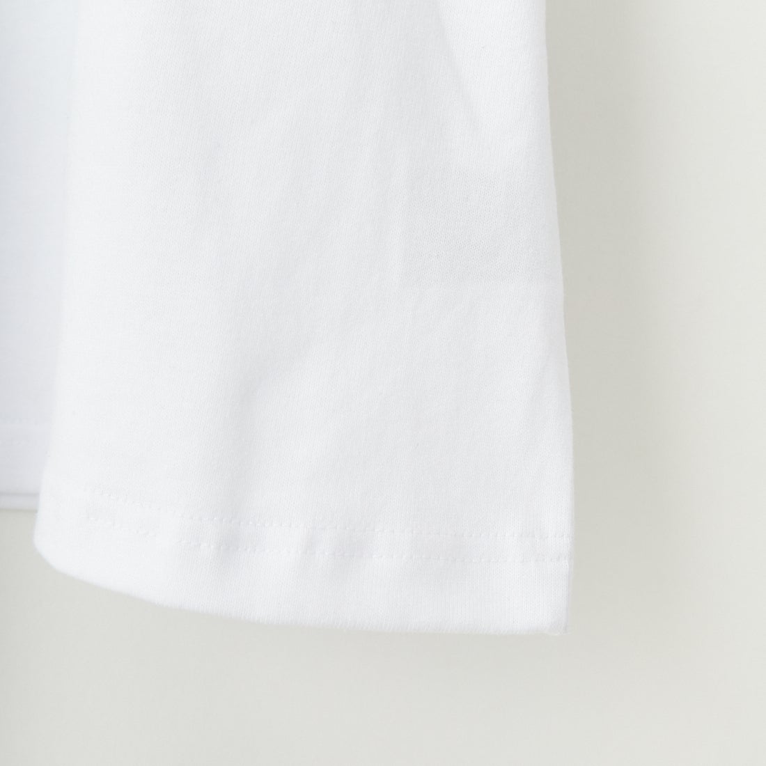 RVCA [ルーカ] PENスクリプトロゴショートスリーブTシャツ [BF041-253] WHT