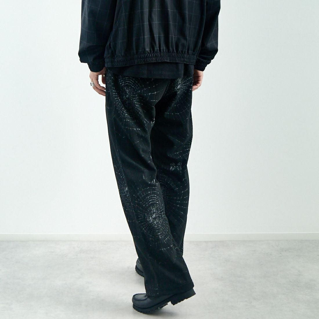 Needles [ニードルズ] トラックパンツ [QV330] B BLACK &&モデル身長：179cm 着用サイズ：M&&