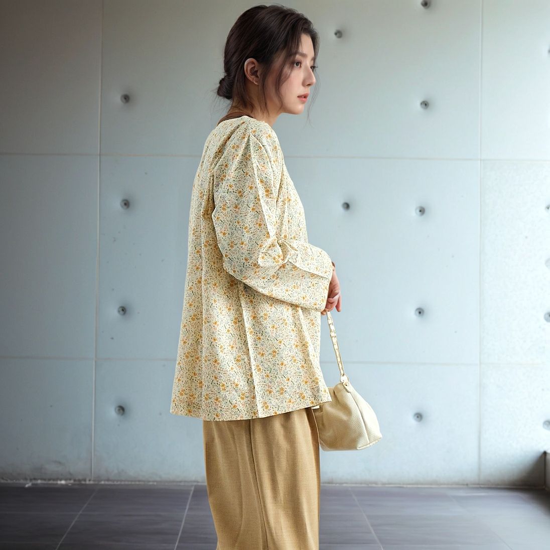 ARMEN [アーメン] コットンフラワープリント ユーティリティボートネックスモック [INAM2513FD] 9600 GYBE &&モデル身長：167cm 着用サイズ：2&&