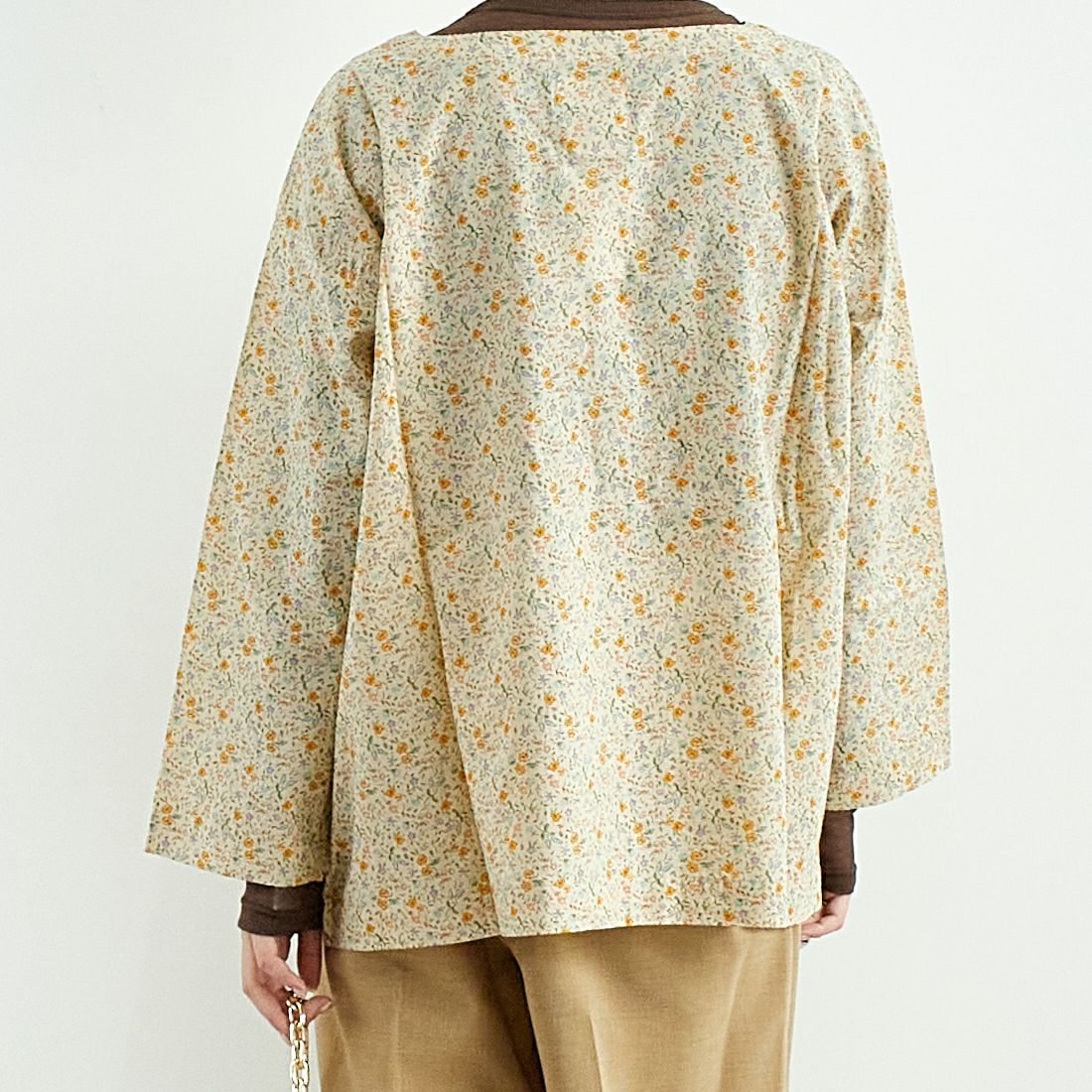 ARMEN [アーメン] コットンフラワープリント ユーティリティボートネックスモック [INAM2513FD] 9600 GYBE &&モデル身長：167cm 着用サイズ：2&&