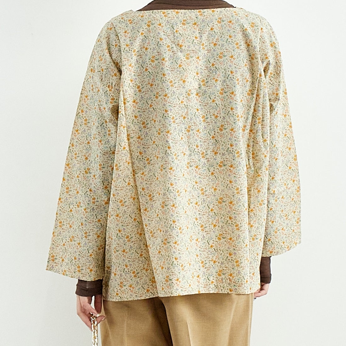 ARMEN [アーメン] コットンフラワープリント ユーティリティボートネックスモック [INAM2513FD] 9600 GYBE &&モデル身長：167cm 着用サイズ：2&&