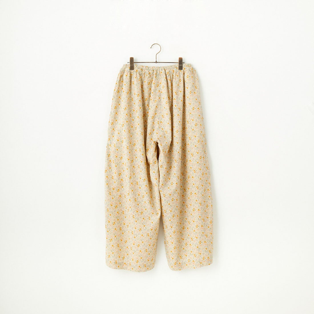 ARMEN [アーメン] コットンフラワープリント ギャザーイージーパンツ [INAM2516FD] 9600 GYBE