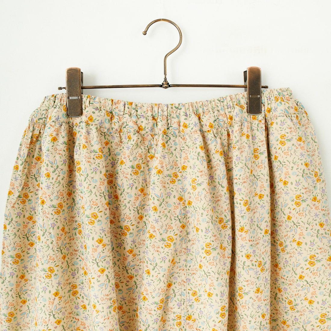 ARMEN [アーメン] コットンフラワープリント ギャザーイージーパンツ [INAM2516FD] 9600 GYBE