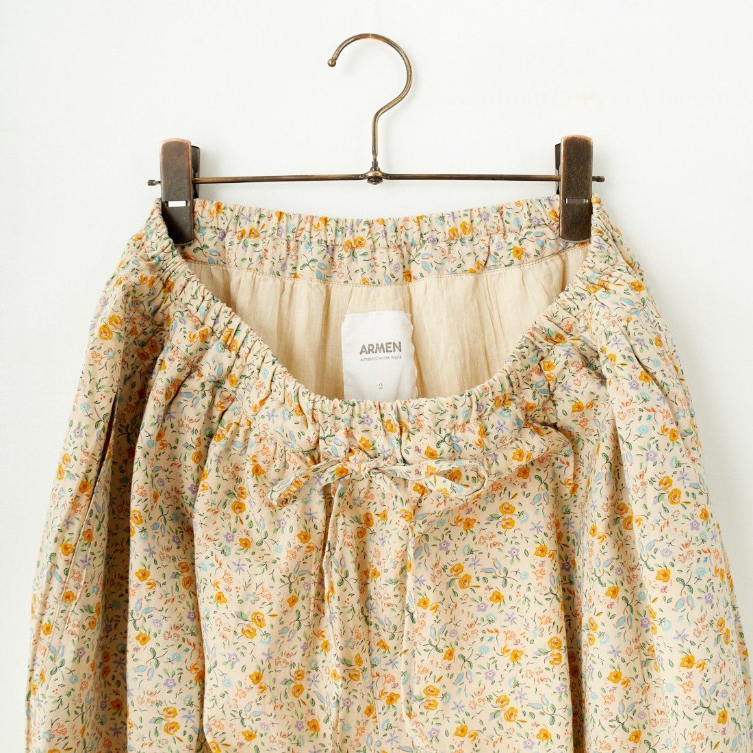 ARMEN [アーメン] コットンフラワープリント ギャザーイージーパンツ [INAM2516FD] 9600 GYBE