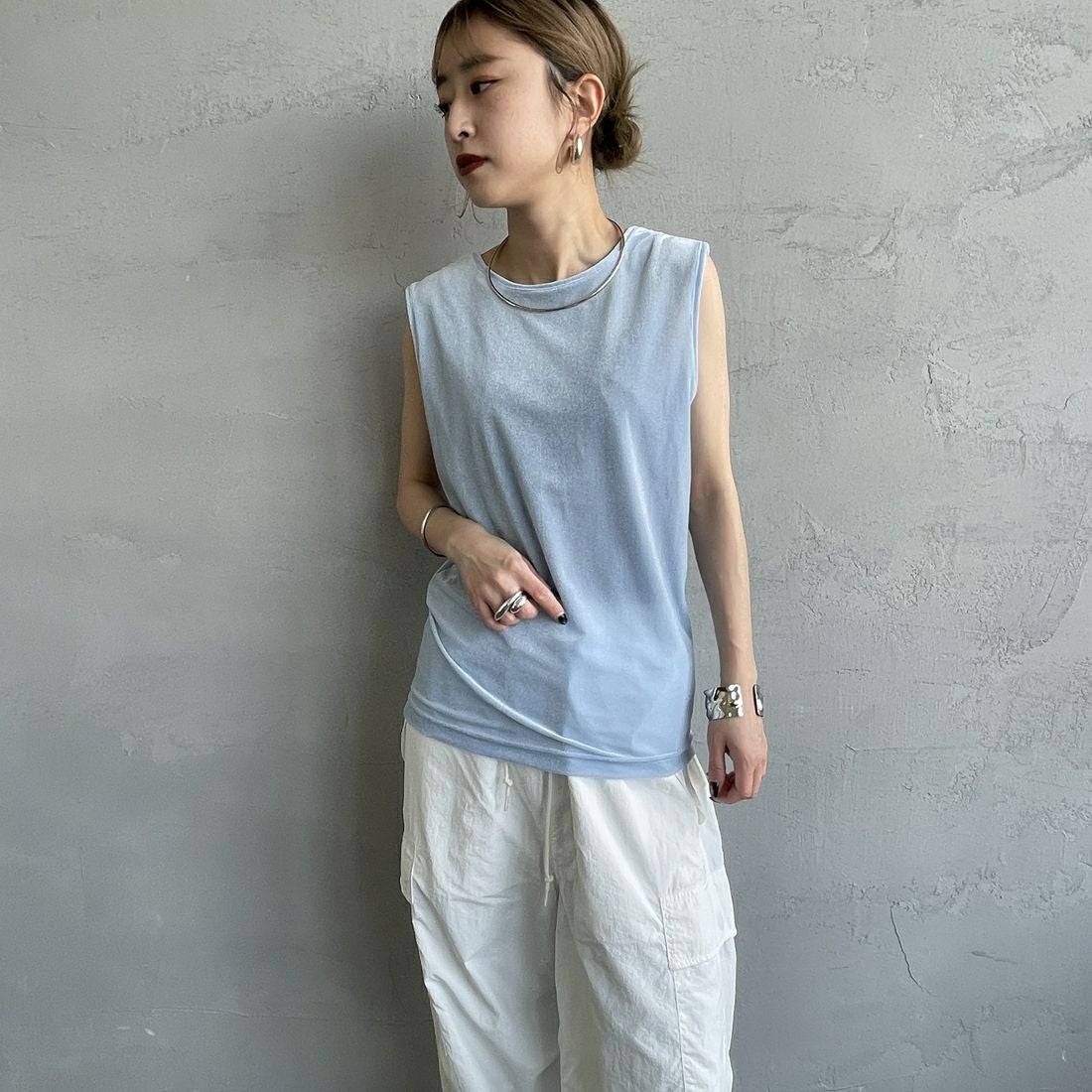 Jeans Factory Clothes [ジーンズファクトリークローズ] 前後2WAY シアーベロア ノースリーブカットソー [21254065] 073 ｻｯｸｽ &&モデル身長：150cm 着用サイズ：F&&