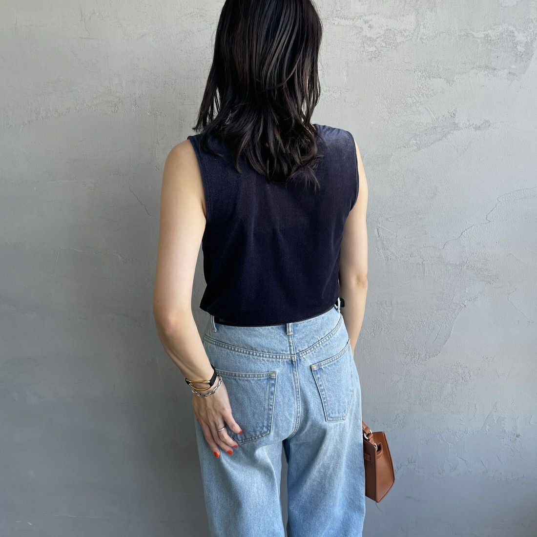 Jeans Factory Clothes [ジーンズファクトリークローズ] 前後2WAY シアーベロア ノースリーブカットソー [21254065] 076 ﾈｲﾋﾞｰ &&モデル身長：160cm 着用サイズ：F&&