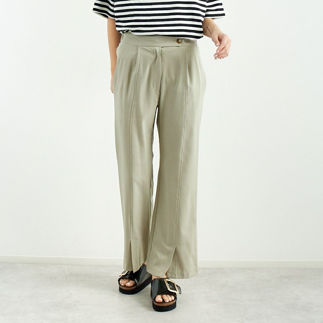 L.BEIGE&&モデル身長：168cm 着用サイズ：F&&