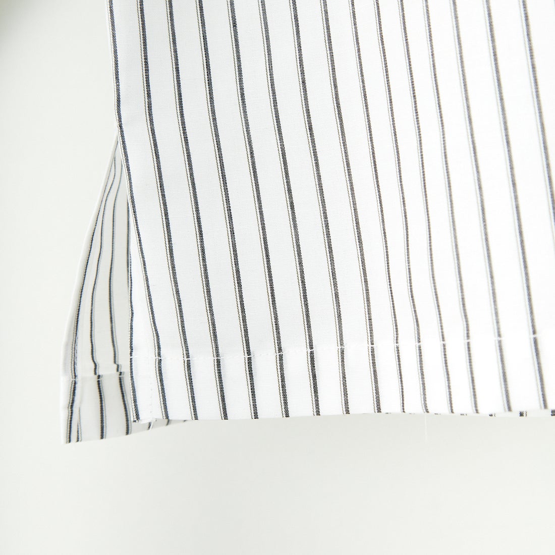 STILL BY HAND [スティルバイハンド] コットンラミー プルオーバーシャツ [SH02251WM] WHITE ST