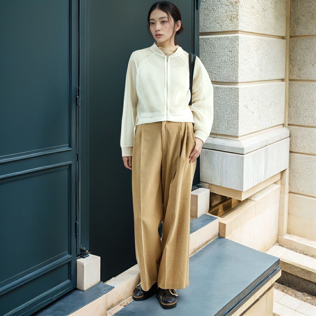 CLOCHE [クロシェ] ダブルフェイス メッシュブルゾン [51085039] ｵﾌ &&モデル身長：167cm 着用サイズ：2&&