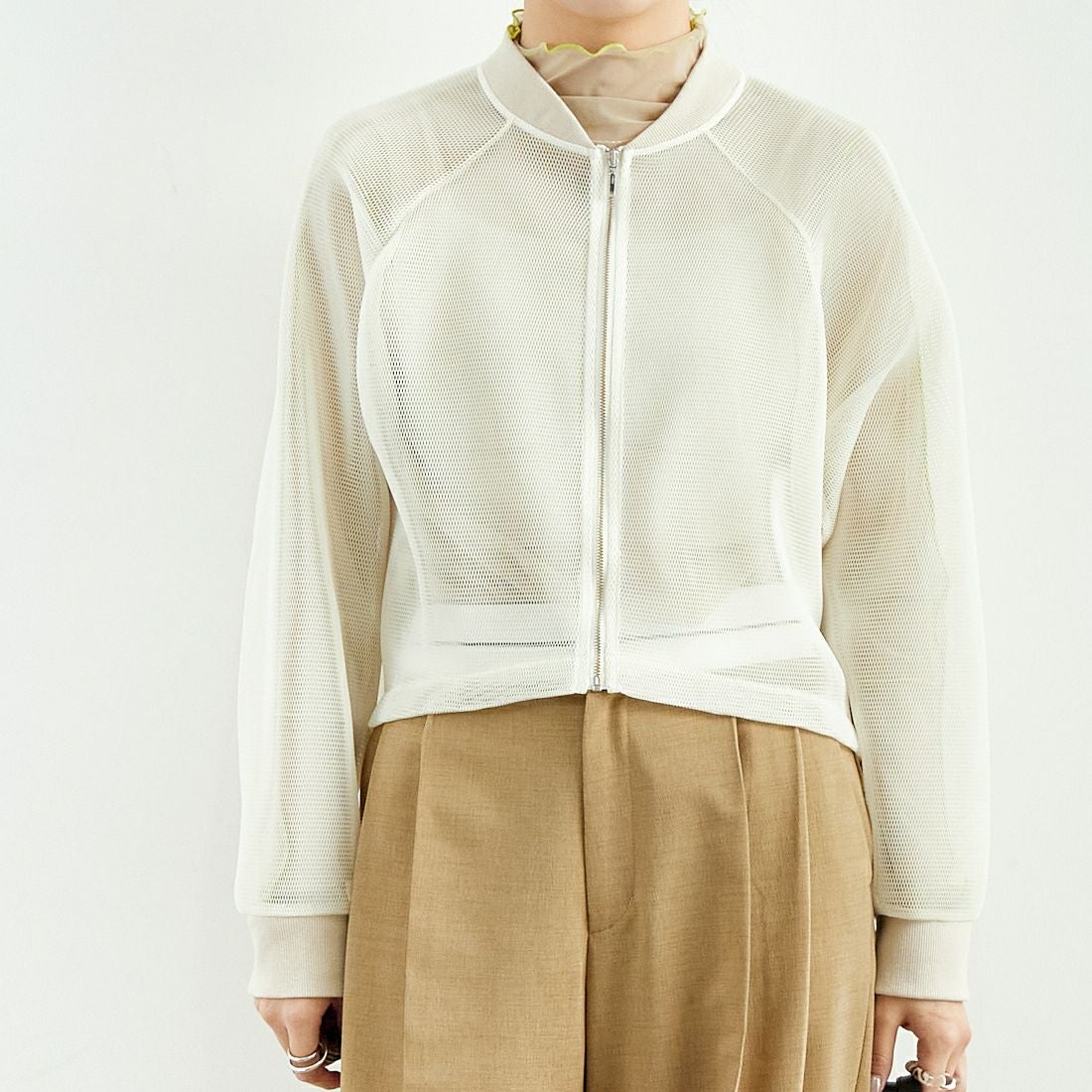 CLOCHE [クロシェ] ダブルフェイス メッシュブルゾン [51085039] ｵﾌ &&モデル身長：167cm 着用サイズ：2&&