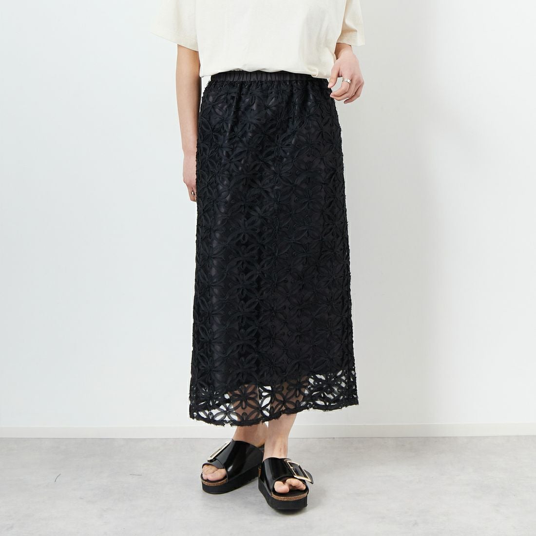 Jf Ready Made [ジェイエフレディメイド] チュールフラワー刺繍スカート [8550512-01] 03 ﾌﾞﾗｯｸ  &&モデル身長：160cm 着用サイズ：F&&