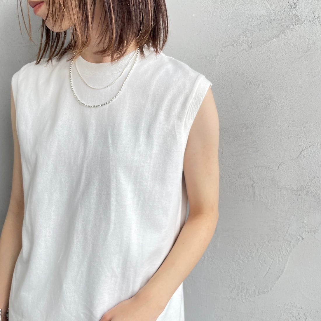 Hanes [ヘインズ] 1P SHIRO スリーブレスTシャツ [HM3-B201] 010 ﾎﾜｲﾄ &&モデル身長：158cm 着用サイズ：S&&