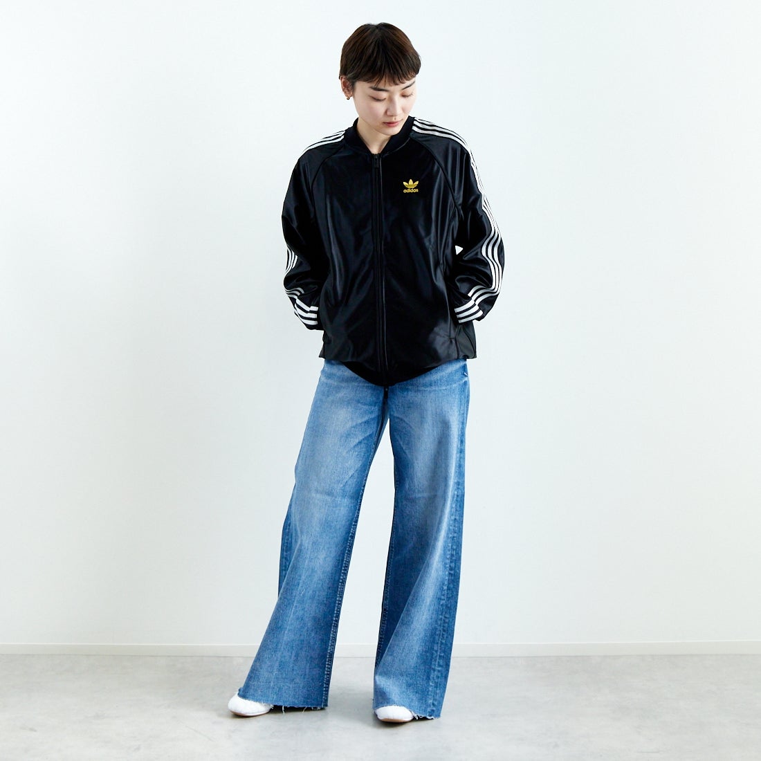 adidas Originals [アディダス オリジナルス] スーパースター トラックトップ [JZ091] JV9274 &&モデル身長：160cm 着用サイズ：S&&