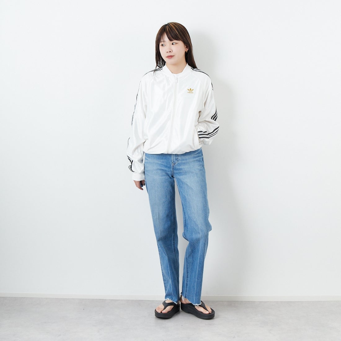 adidas Originals [アディダス オリジナルス] スーパースター トラックトップ [JZ091] JW1849 &&モデル身長：167cm 着用サイズ：S&&