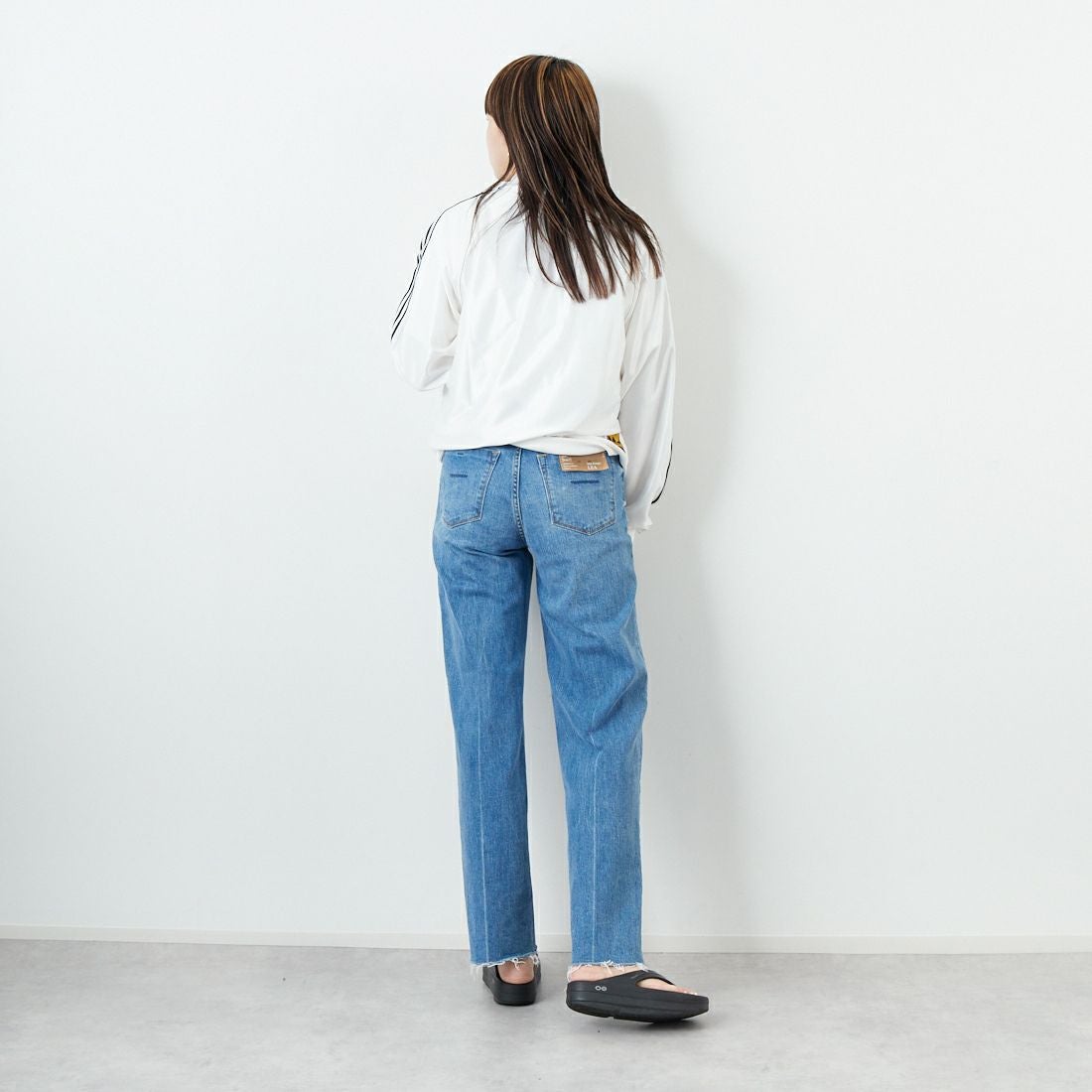 adidas Originals [アディダス オリジナルス] スーパースター トラックトップ [JZ091] JW1849 &&モデル身長：167cm 着用サイズ：S&&