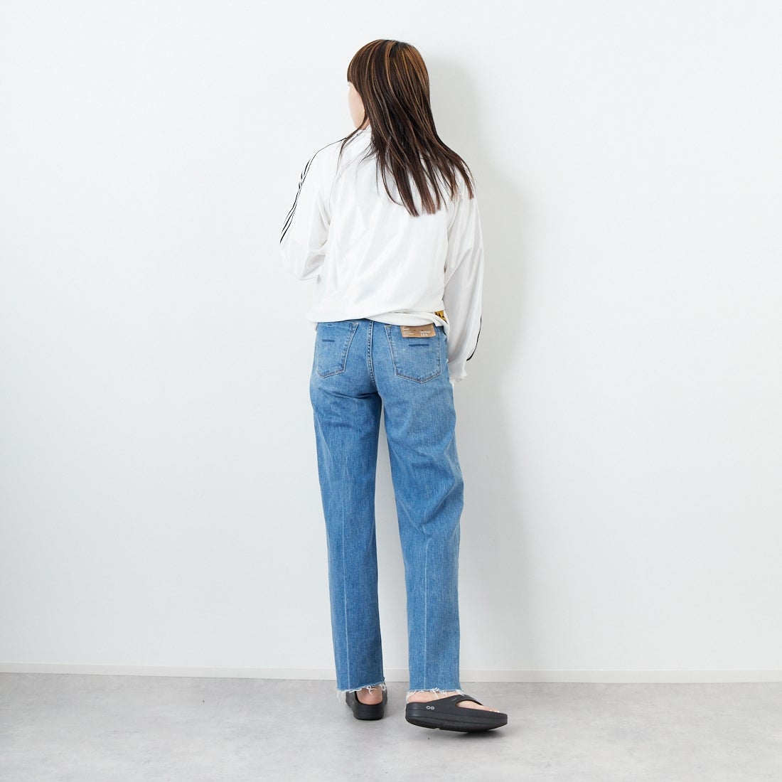 adidas Originals [アディダス オリジナルス] スーパースター トラックトップ [JZ091] JW1849 &&モデル身長：167cm 着用サイズ：S&&