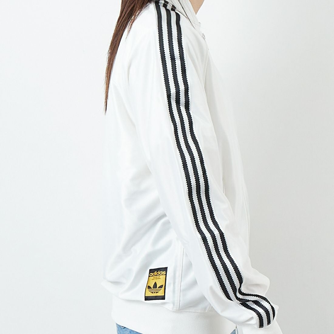 adidas Originals [アディダス オリジナルス] スーパースター トラックトップ [JZ091] JW1849 &&モデル身長：167cm 着用サイズ：S&&