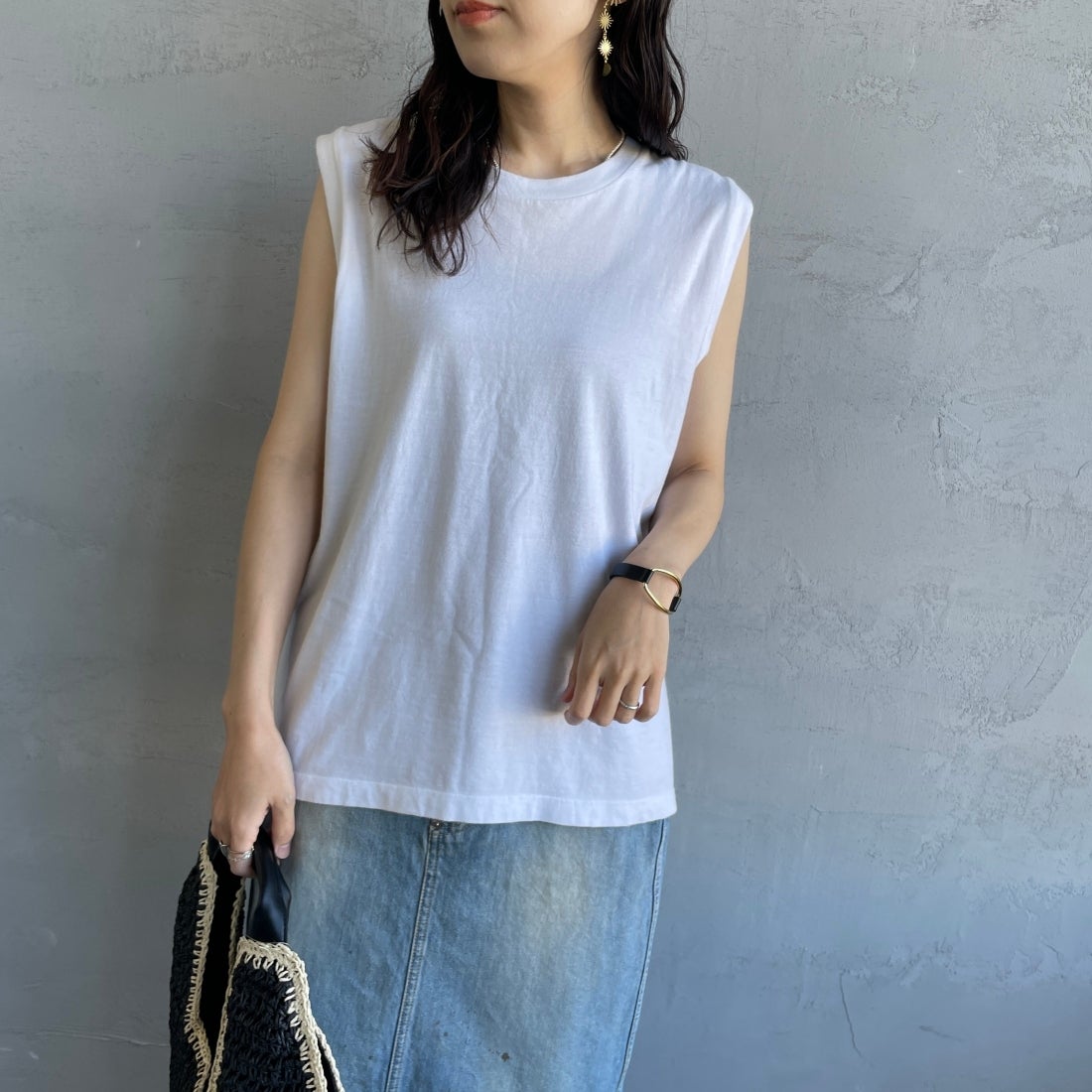 Hanes [ヘインズ] ウィメンズ ジャパンフィット 2枚組 スリーブレスTシャツ [HW5327] 904 ﾋﾟﾝｸ/ﾎ &&モデル身長：160cm 着用サイズ：M&&