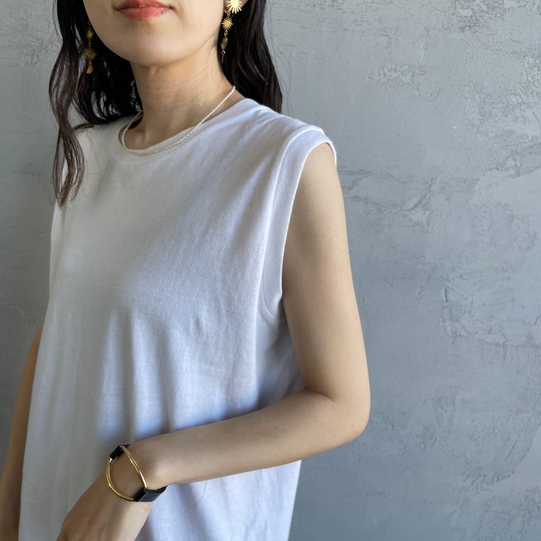 Hanes [ヘインズ] ウィメンズ ジャパンフィット 2枚組 スリーブレスTシャツ [HW5327] 904 ﾋﾟﾝｸ/ﾎ &&モデル身長：160cm 着用サイズ：M&&