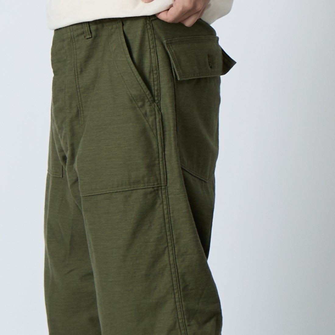 orSlow [オアスロウ] レギュラーフィット ファティーグパンツ [03-V5002] 77 D.OLIVE &&モデル身長：179cm 着用サイズ：2&&