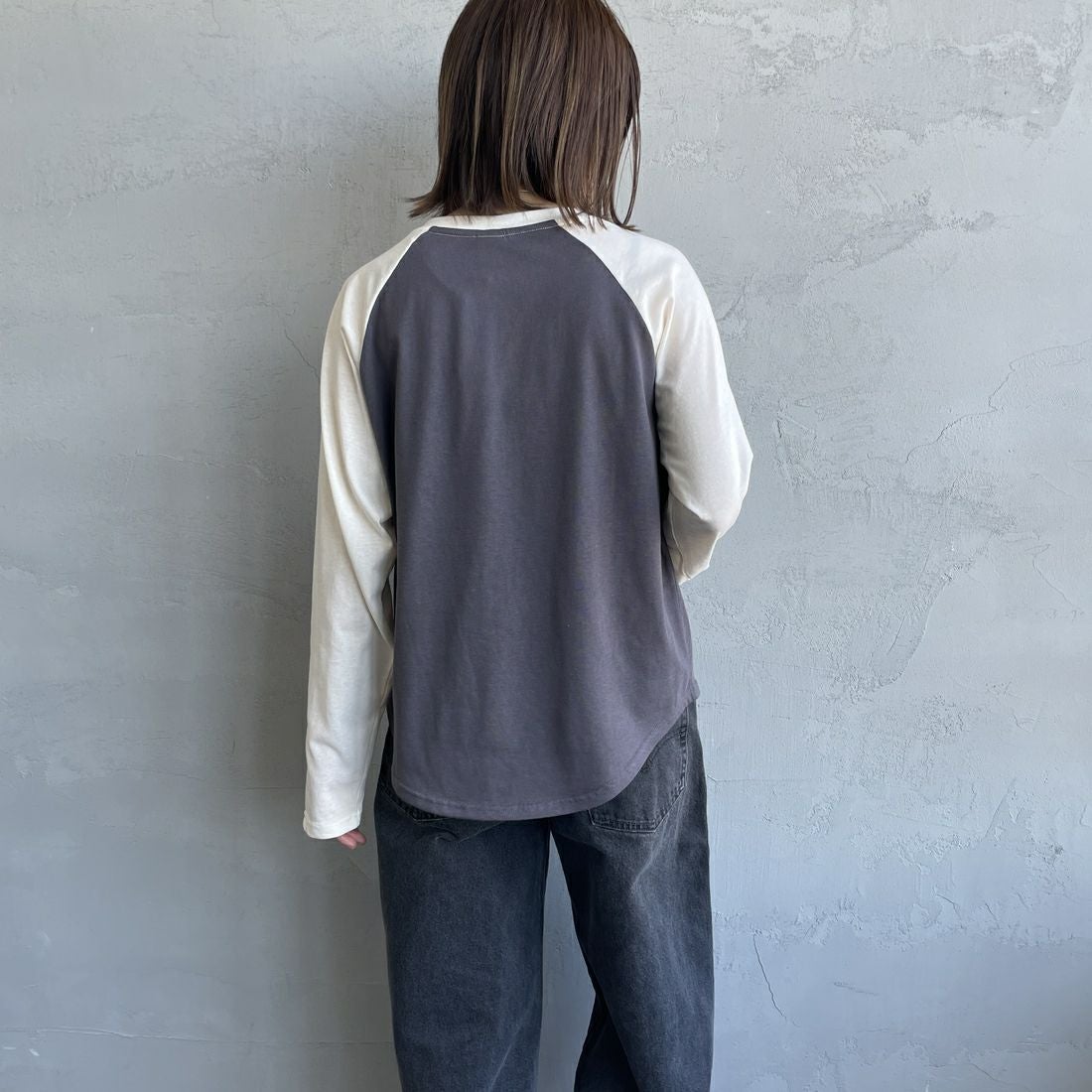 SCREEN STARS [スクリーンスターズ] 別注 配色ラグラン シアーロングスリーブTシャツ [2521-234INL-JF] CHA/OFF &&モデル身長：158cm 着用サイズ：F&&