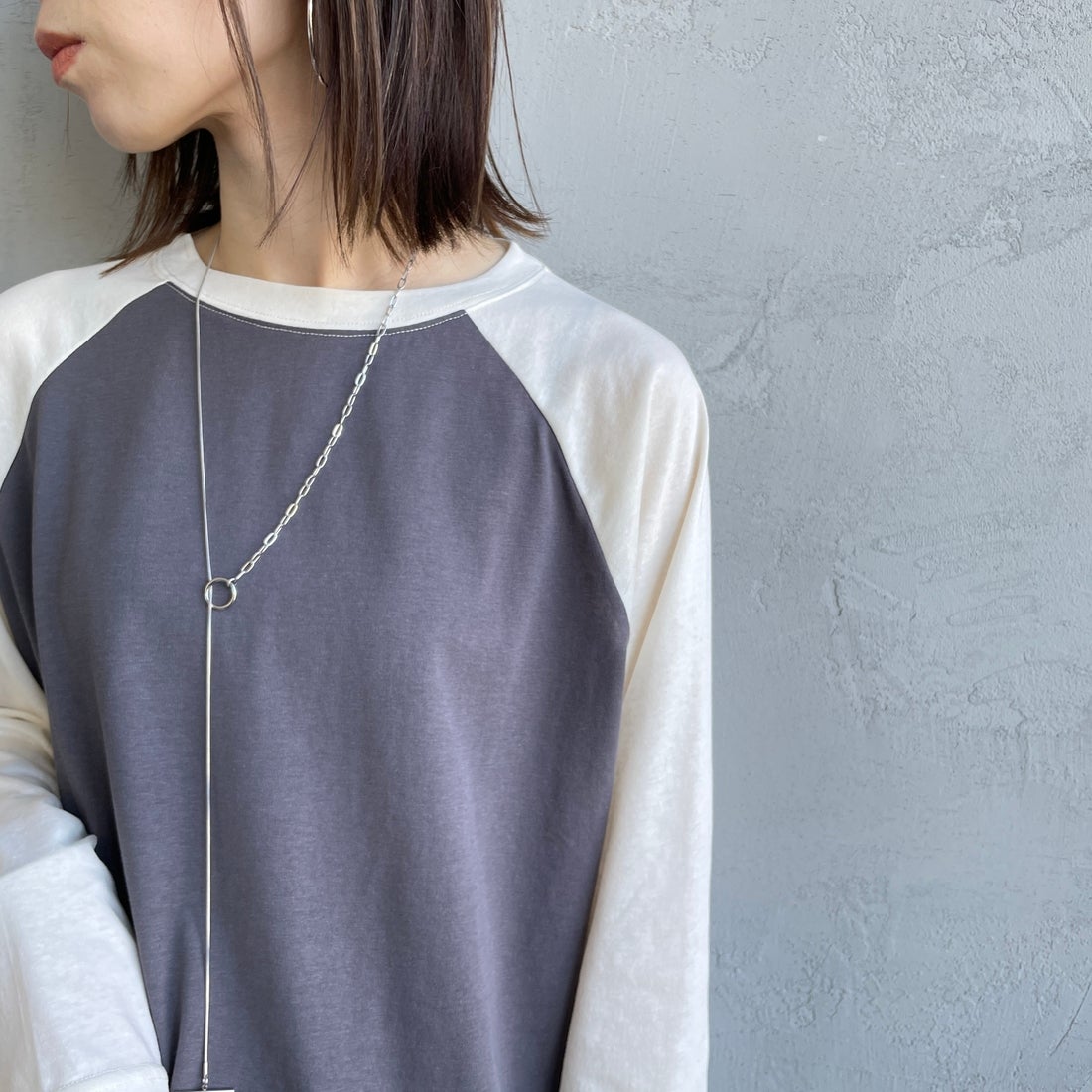 SCREEN STARS [スクリーンスターズ] 別注 配色ラグラン シアーロングスリーブTシャツ [2521-234INL-JF] CHA/OFF &&モデル身長：158cm 着用サイズ：F&&