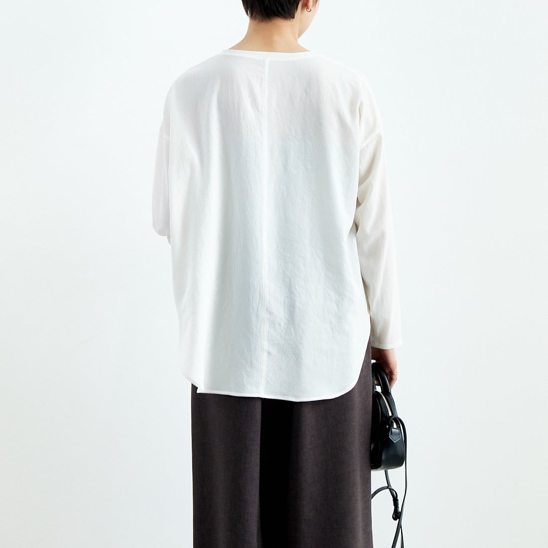 Jeans Factory Clothes [ジーンズファクトリークローズ] ノルディス2WAYプルオーバー [21254057] 031 ｵﾌ &&モデル身長：160cm 着用サイズ：F&&