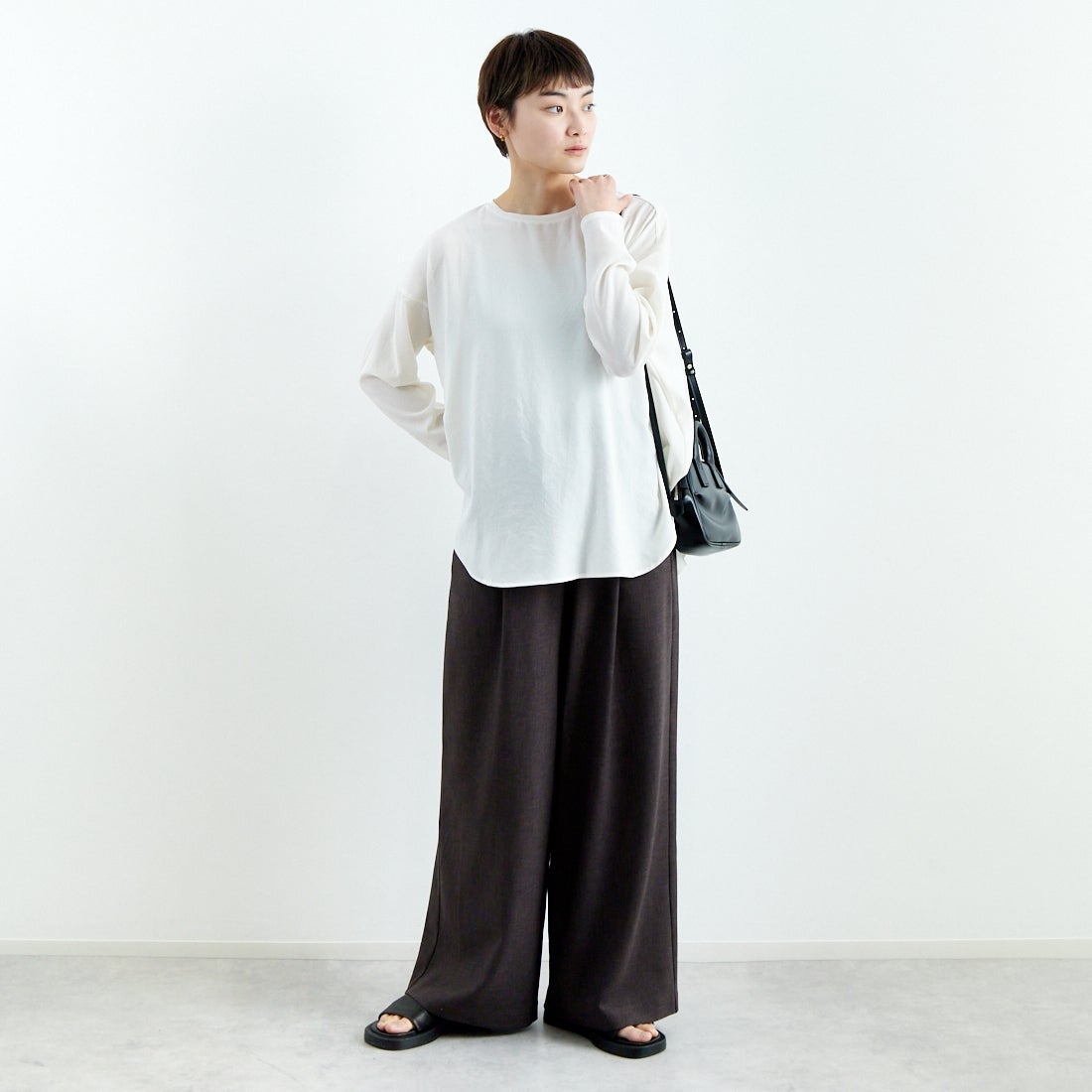 Jeans Factory Clothes [ジーンズファクトリークローズ] ノルディス2WAYプルオーバー [21254057] 031 ｵﾌ &&モデル身長：160cm 着用サイズ：F&&