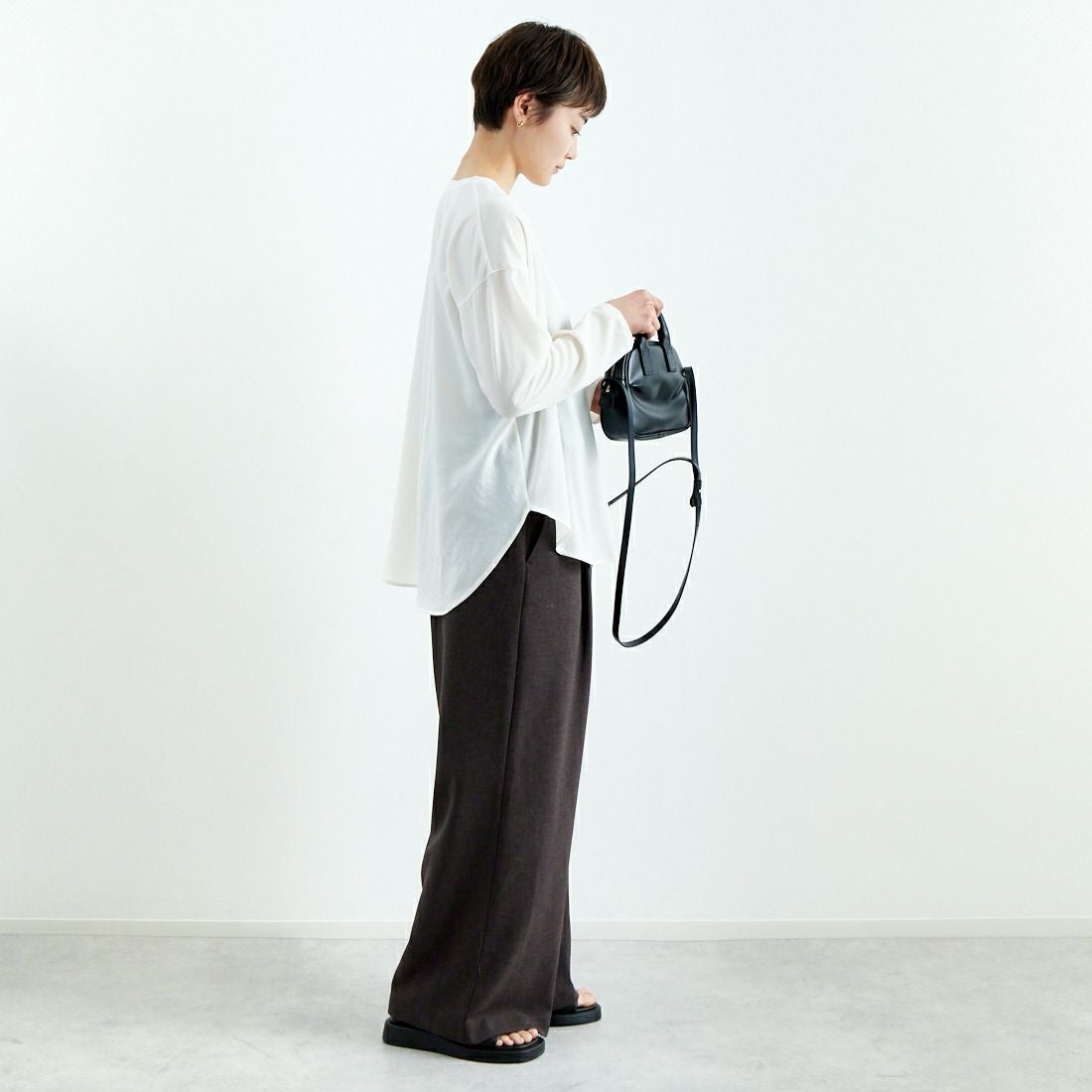 Jeans Factory Clothes [ジーンズファクトリークローズ] ノルディス2WAYプルオーバー [21254057] 031 ｵﾌ &&モデル身長：160cm 着用サイズ：F&&