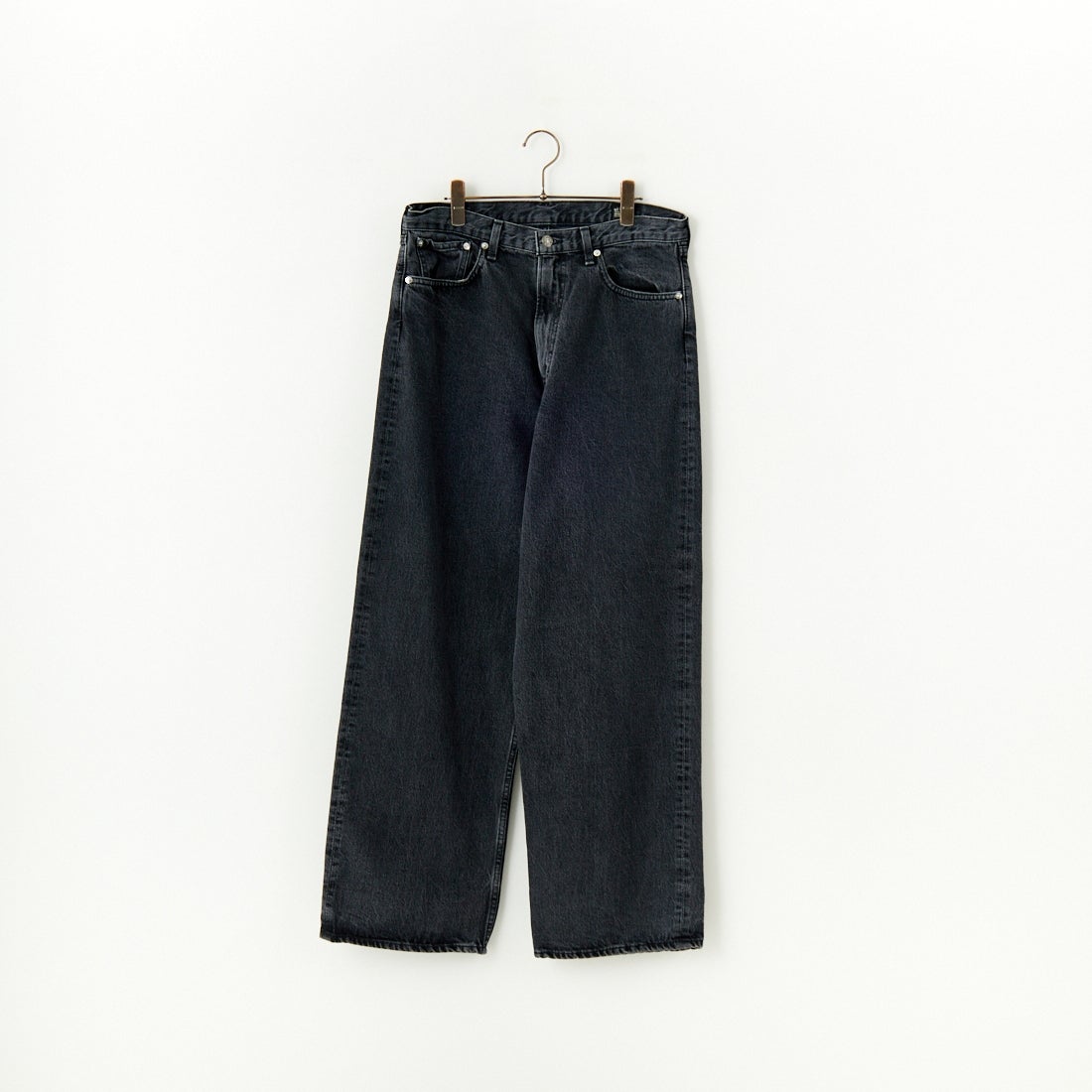 D61S BLACK