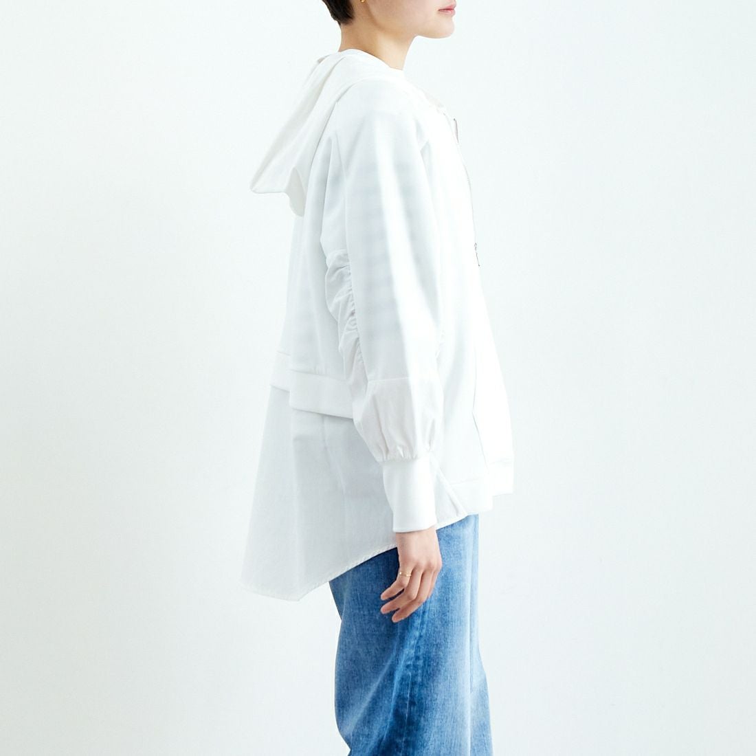 Jeans Factory Clothes [ジーンズファクトリークローズ] 異素材切替 ダンボール ジップフーディ [21254067] 031 ｵﾌ &&モデル身長：160cm 着用サイズ：F&&