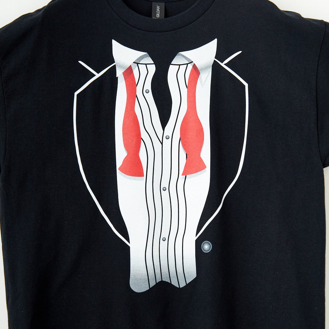Novelty Tees [ノベルティティーズ] アフターパーティータキシードTシャツ [AFTER-PARTY-TUX] BLACK