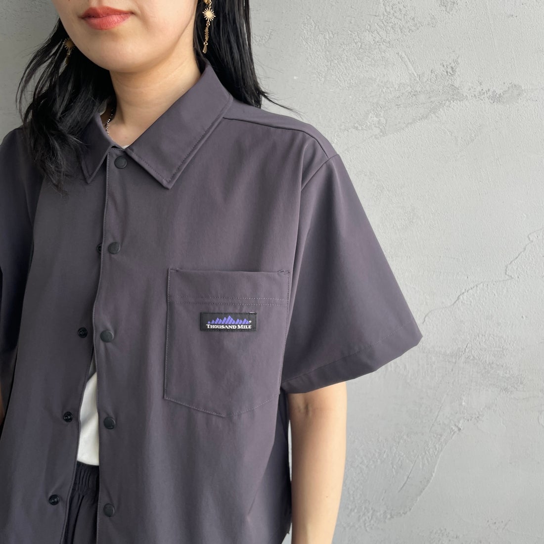 THOUSAND MILE [サウザンド マイル] 別注 サマーバケーション ワイドパンツセットアップ [TM251NP50942-JF] CHARCOAL &&モデル身長：160cm 着用サイズ：F&&