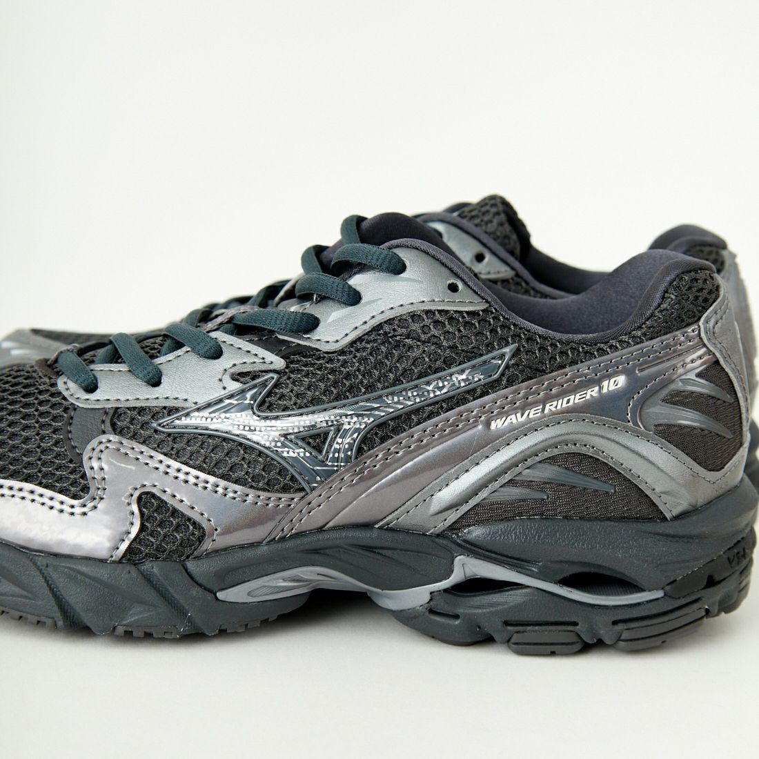 MIZUNO [ミズノ] WAVE RIDER 10 スニーカー [D1GA2431]｜ジーンズ