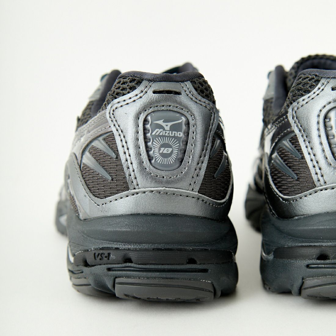MIZUNO [ミズノ] WAVE RIDER 10 スニーカー [D1GA2431]｜ジーンズ