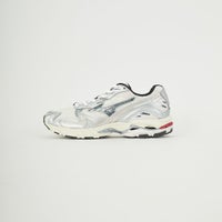 11 ｵﾌﾎﾜｲﾄ/