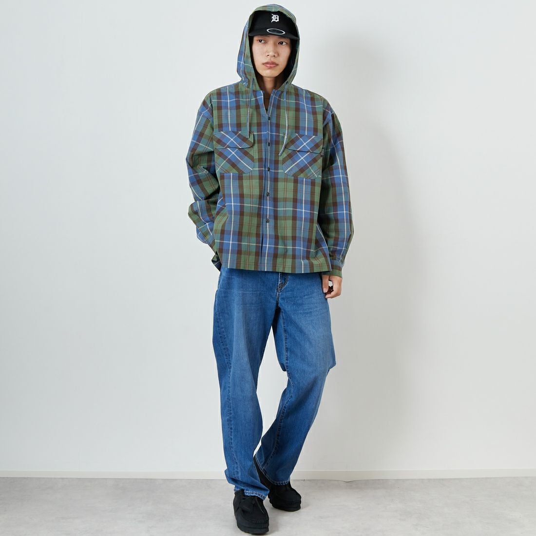 SEDAN ALL-PURPOSE [セダン オールパーパス] プレイドフーデッドシャツ [SD25S-SH01] BLUE GREEN &&モデル身長：179cm 着用サイズ：L&&