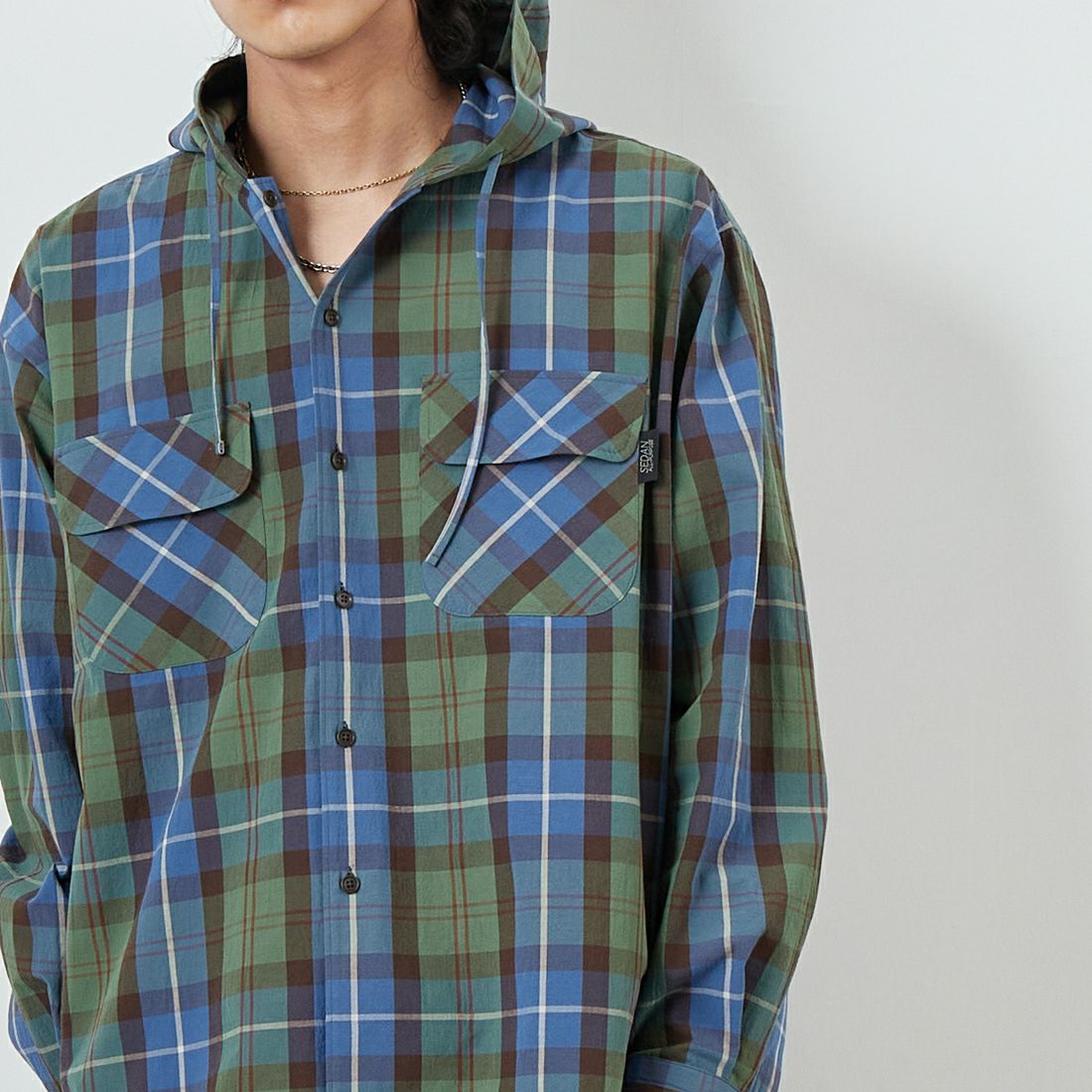 SEDAN ALL-PURPOSE [セダン オールパーパス] プレイドフーデッドシャツ [SD25S-SH01] BLUE GREEN &&モデル身長：179cm 着用サイズ：L&&