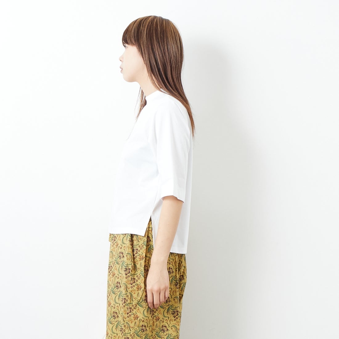 Kelen [ケレン] ハーフスリーブ トップス [LKL24HBL2113] OFF WHITE &&モデル身長：167cm 着用サイズ：F&&